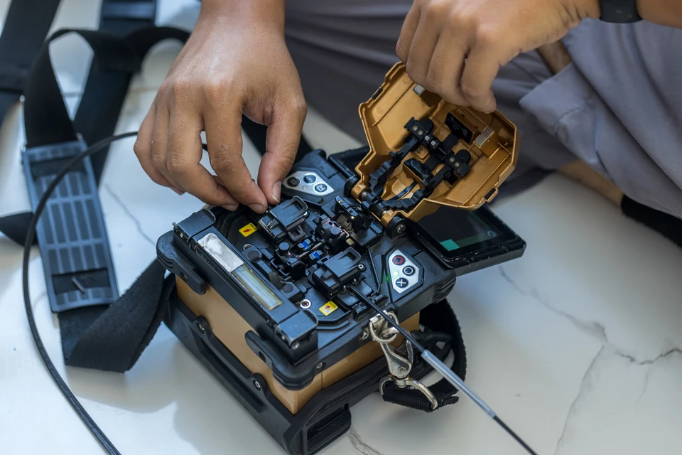 fiber-optic-splicing